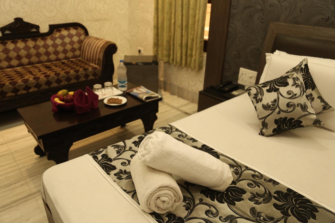 Hotel New Golden Palace Phalodi  Esterno foto