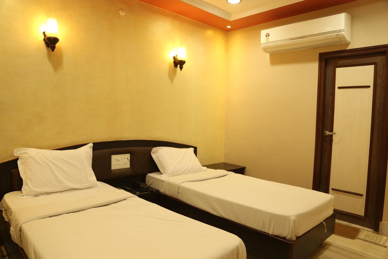 Hotel New Golden Palace Phalodi  Esterno foto