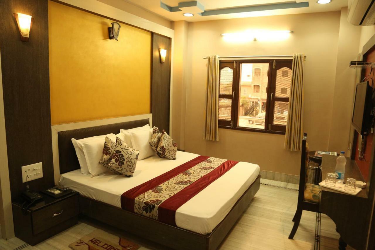 Hotel New Golden Palace Phalodi  Esterno foto